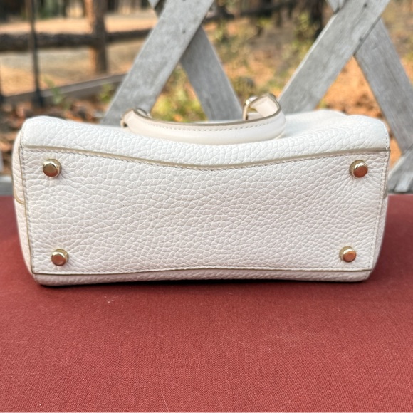 EUC Coach Leather Mini Blake Carryall in Chalk (Cream/White) - Picture 7 of 10